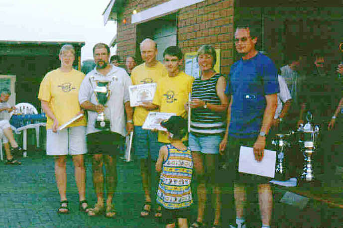 Silvia, Rdiger mit Pokal, Lutz, David und Uta