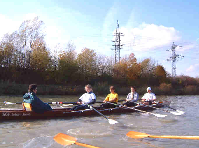  Frauenboot mit Lutz